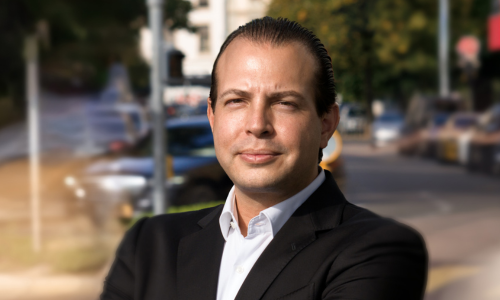 Höchst anspruchsvolle Technologie: HYT-Chef Vahe Vartzbed. (Bild: zVg)