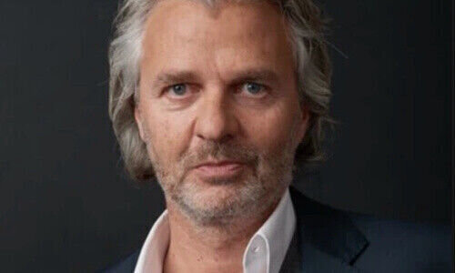 0213911a2432c47eb1df8fe3bb755a49 w500