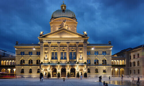 Bundeshaus in Bern (Bild: Keystone)