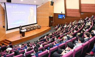 AIWM-Präsidentin Jolene Tan eröffnete den Anlass (Bild: AIWM)