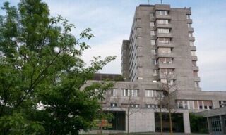 Seit dem Zahlungsausfall im Juni eine marktbekannte Grösse: Spital Wetzikon (Bild: Spital Wetzikon)