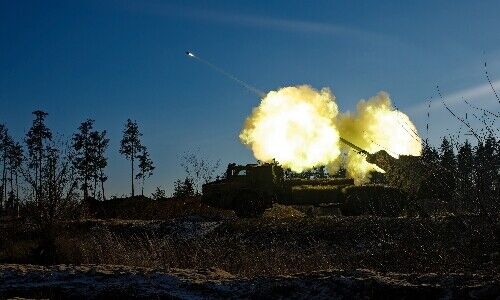 Materialschlacht in der Ukraine: Schwedische Selbstfahrlafette im Einsatz. (Bild: Shutterstock)