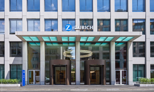 Der Hauptsitz des Schweizer Versicherungskonzern Zurich am Mythenquai. (Bild: zVg)