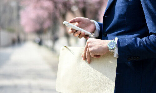 (Immagine: Andrea Natali, Unsplash)