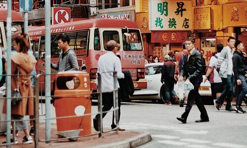 Hongkong (Bild: Sarah Artista, Unsplash)