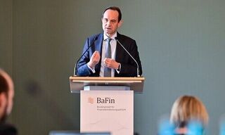 Mark Branson plädiert für eine weniger komplexe Bankenregulierung. (Bild: BaFin/Clemens Hess)