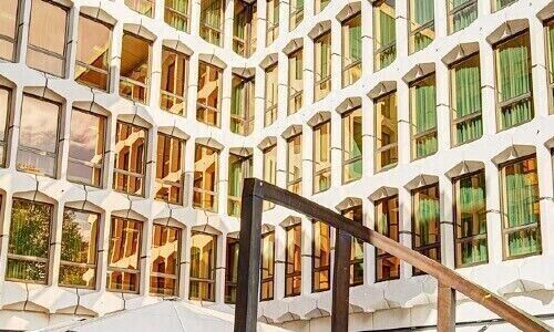 Hauptsitz der Luzerner Kantonalbank (Bild: LUKB)