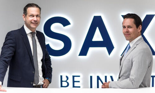 COO Oliver Buomberger (links) und Saxo Bank Schweiz-CEO Stanislav Kostyukhin. (Bild: zVg) 