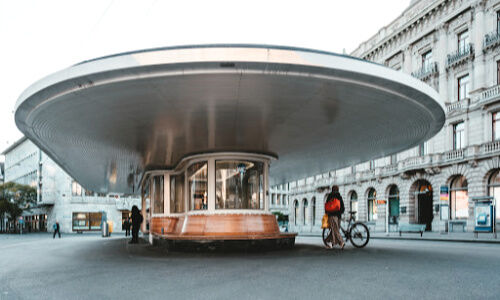 Zürcher Paradeplatz (Bild: Unsplash / Claudio Schwarz)