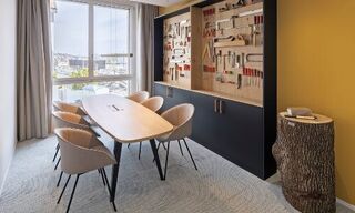 Sitzungszimmer am Hauptsitz