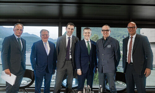 Gastreferenten und Organisatoren: Franco Citterio, Hansueli Loosli, Vittorio Cornaro, Lukas Gähwiler, Ermenegildo Zegna und Alberto Petruzzella (von links, Bilder: ABT)