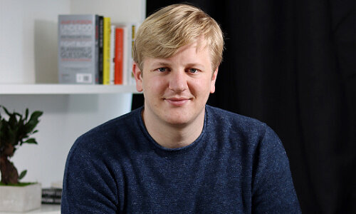 2dda67a822cff47c833c177256172d18 w500