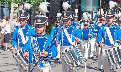 Umzug zum 1, August, Zürich (Bild: Shutterstock)