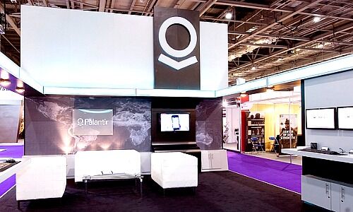 Palantir, Messestand