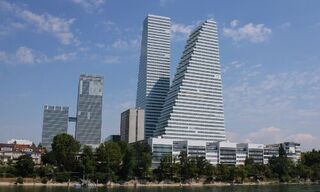 Roche in Basel emittierte 2024 mehr Anleihen als jedes andere Schweizer Unternehmen. (Bild: Shutterstock)