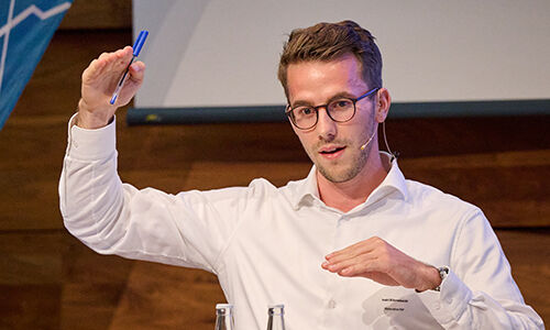 Andri Silberschmidt 555