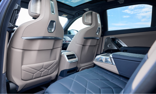 bmw i7 interior 500x300