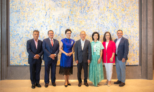 Reopening Dusit Thani Bangkok group photo scaled 555